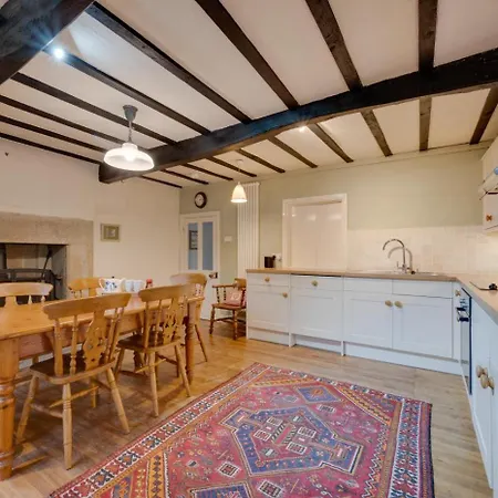 Holiday home Lyncroft *