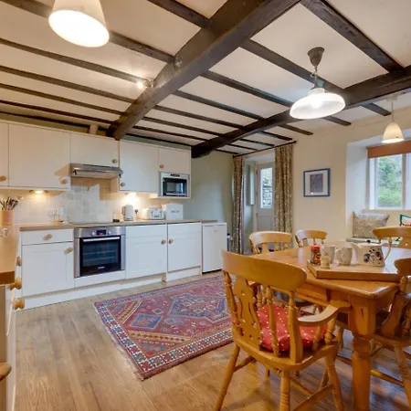 Tatil Evi 3 Bed In Thornton Rust Oc-ds1064 *